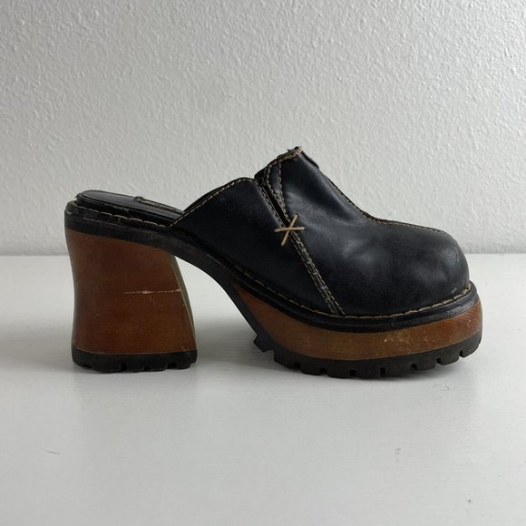Soda Shoes - 90s Y2K Vintage Soda Black Faux Leather Wooden Block Heel Platform Clogs Women 7